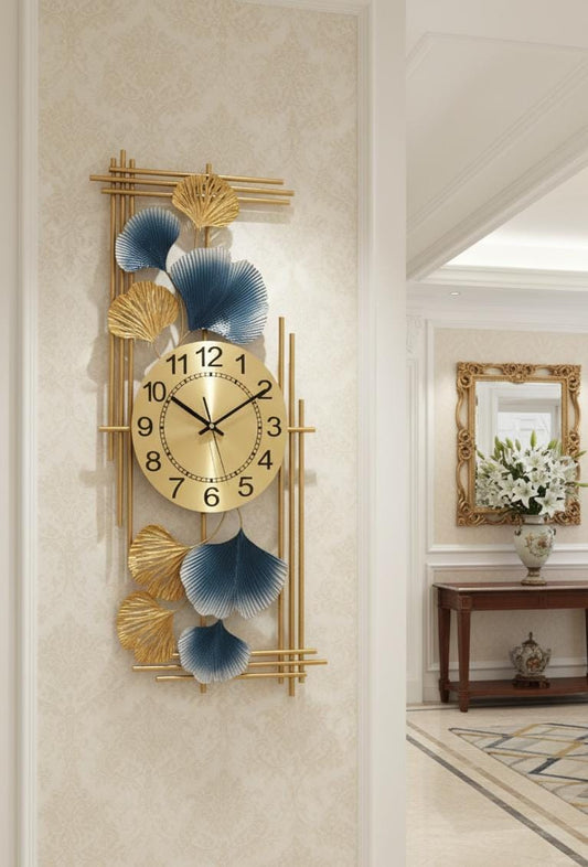 Golden Grace Ginkgo Wall Clock – Luxury Metal Art Timepiece
