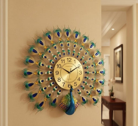 Majestic Peacock Feather Wall Clock: Gilded Elegance