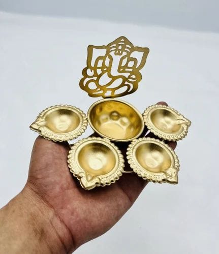 Ganesh Diya Urli
