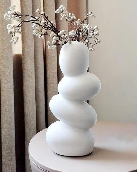 Pebble Vase for Homes, Office Tables & Cafes