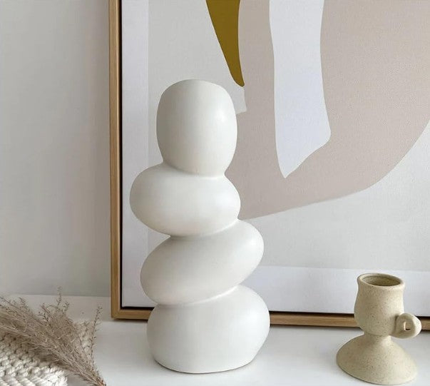 Pebble Vase for Homes, Office Tables & Cafes