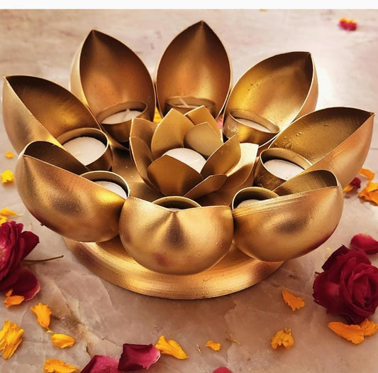 Metal Handcrafted Flower Shaped Urli stand