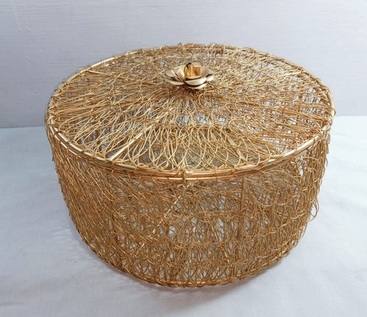 Metal Wired Round Basket for Festive season