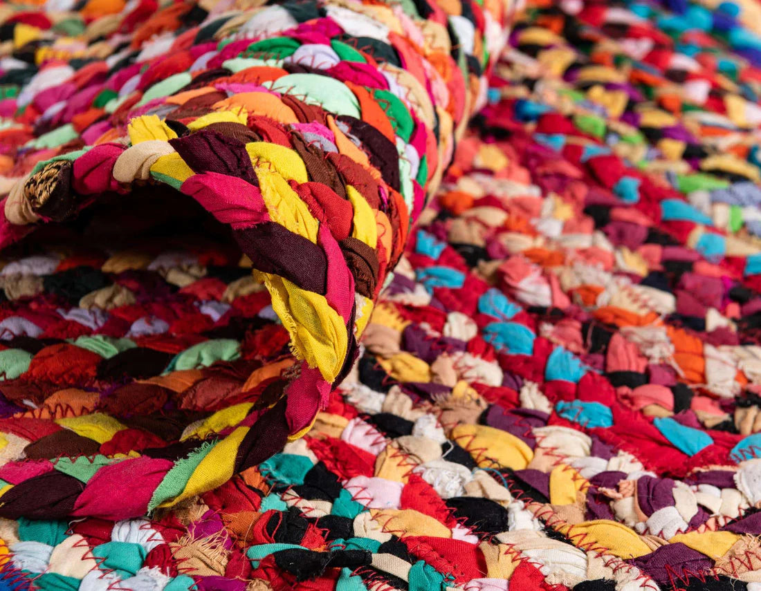 Modern Braided Rug in Multicolour Cotton Chindi Handmade