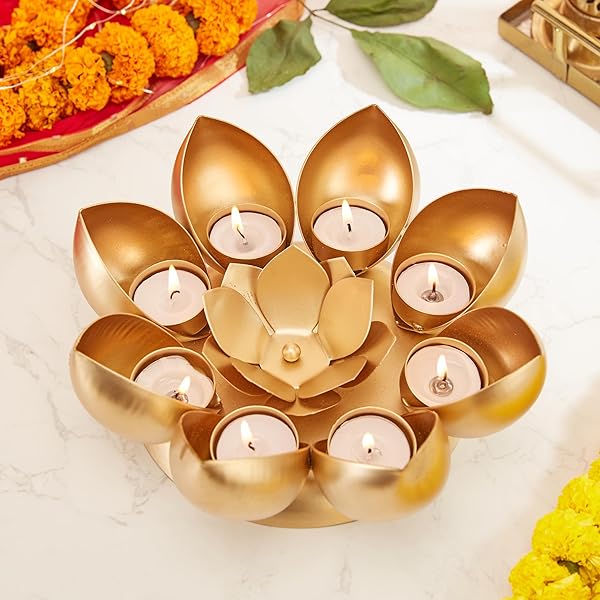 Metal Handcrafted Flower Shaped Urli stand