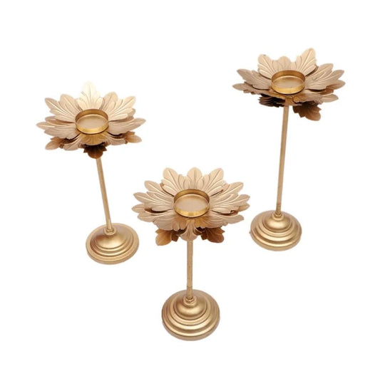 Metal Flower Petals Shaped Tealight Candle Holder